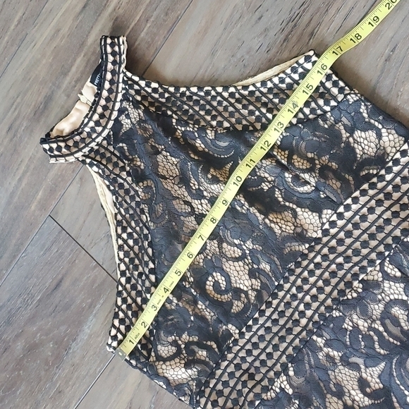 PrettyLittleThing Womens Lace Crochet High Halter Neck dress sz 8 - Picture 5 of 13